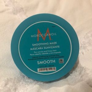 Moroccan oil smoothing hair mask